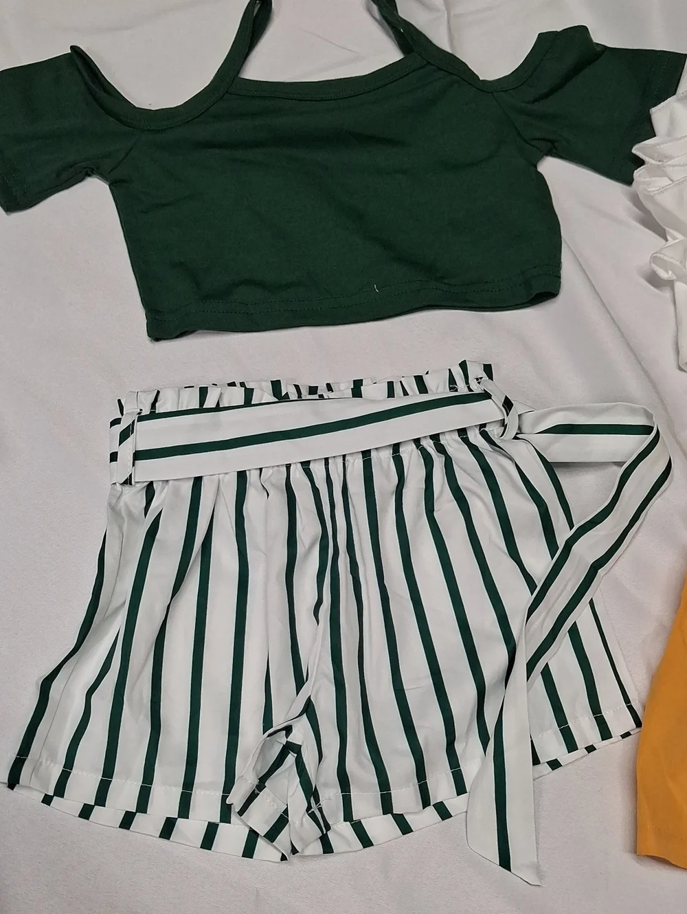 Girls 5T Green & White 2pc Short Set & Yellow & White Short Set